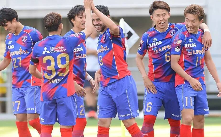 同乐城官方入口-东京FC踢球如入神，赢得关键比赛