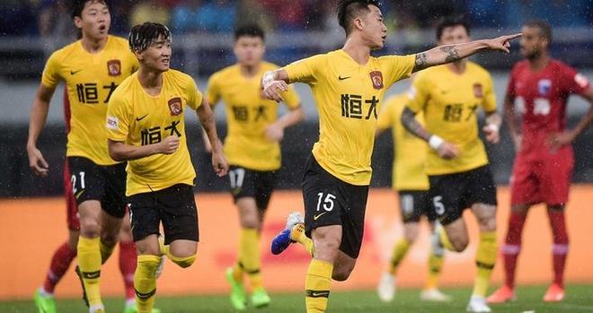 关于上港成功逆袭,结束连败,稳固积分榜前列的信息 关于上港成功逆袭,结束连败,稳固积分榜前列的信息