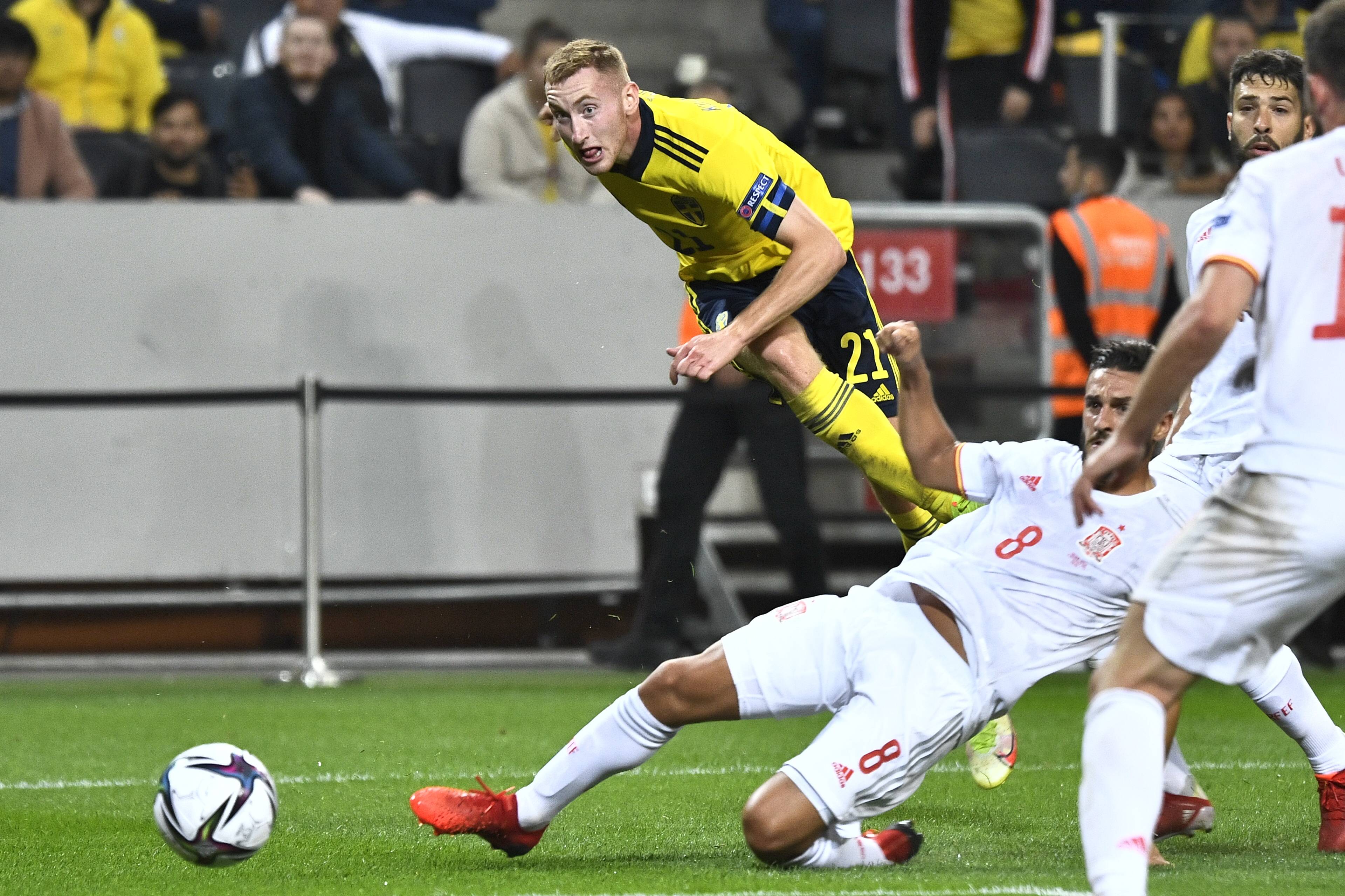 关于瑞典逼和西班牙,小组出线形势变幻莫测的信息 关于瑞典逼和西班牙,小组出线形势变幻莫测的信息