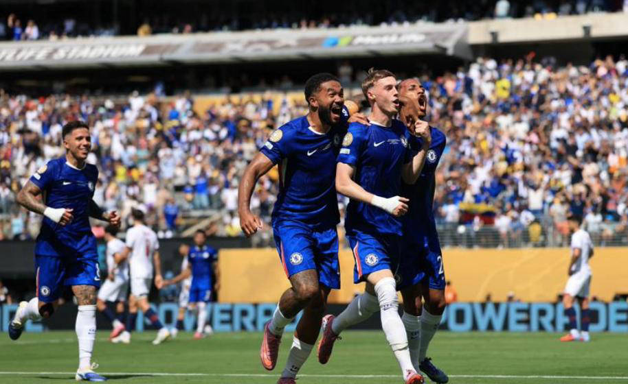 切尔西攻势凶猛,多次威胁对手球门 切尔西攻势凶猛,多次威胁对手球门