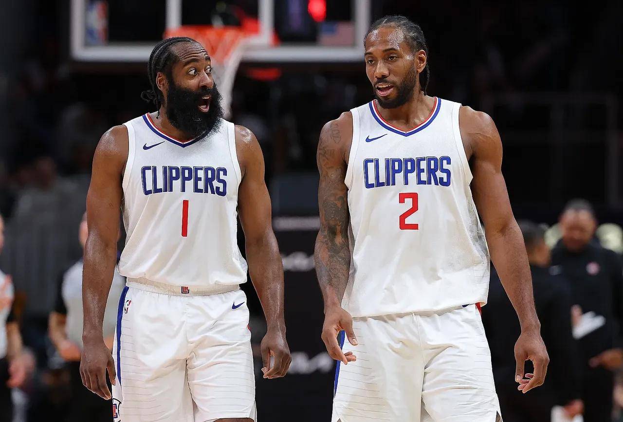 快船险胜黄蜂逆转获胜 快船险胜黄蜂逆转获胜